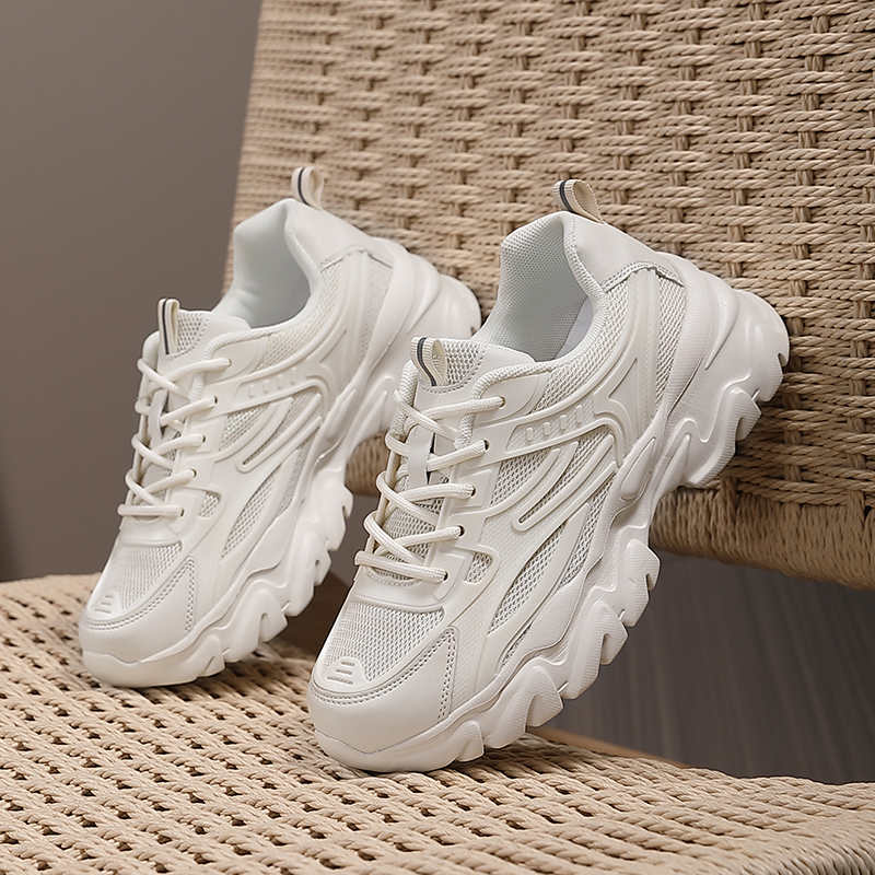 รองเท้าผ้าใบผู้หญิง Platform P - Luxury Men Lifestyle บทวิจารณ์และราคา